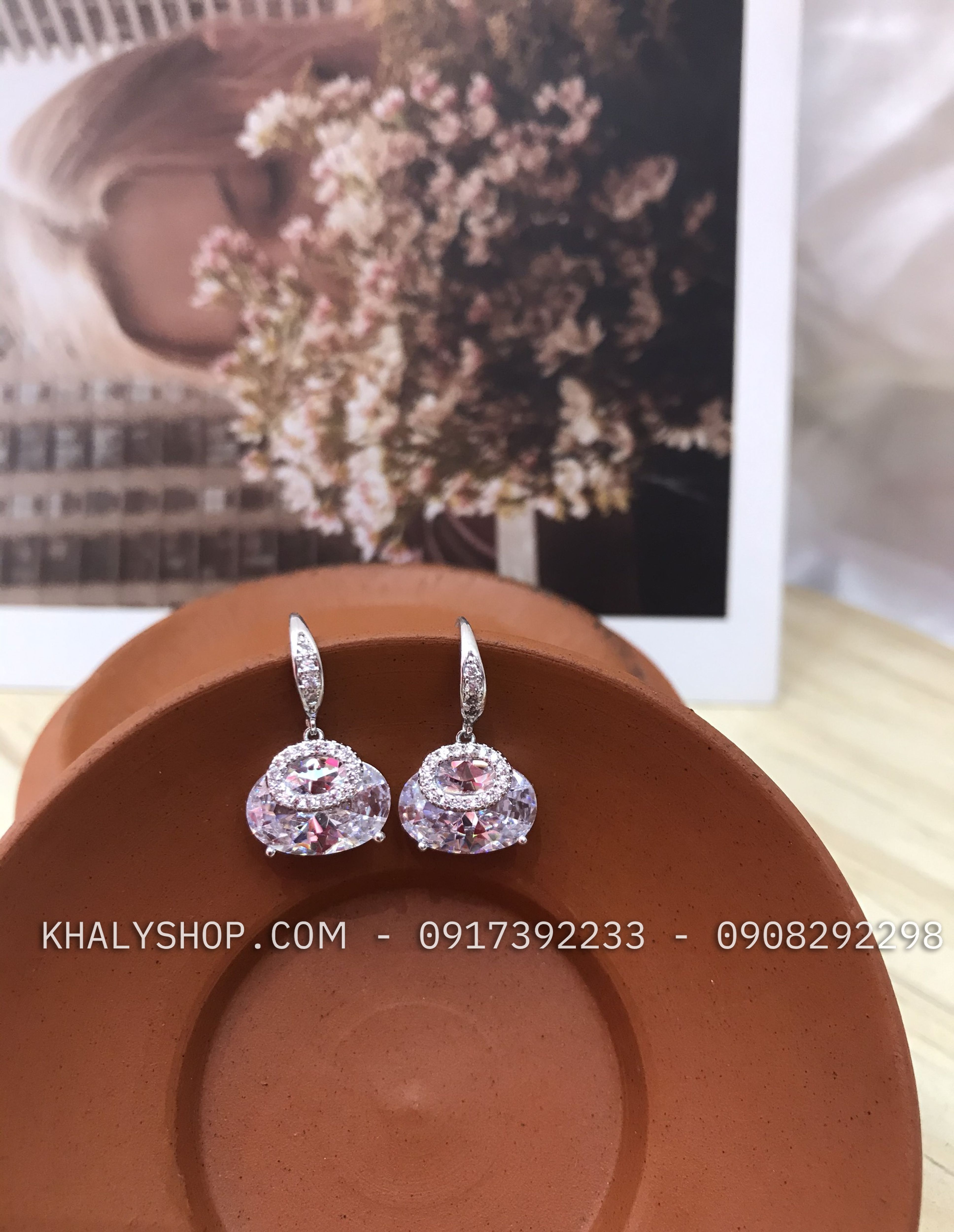 Đôi bông tai, hoa tai, trang sức thời trang, khuyên móc tai, màu bạc kiểu 2 hột tròn dài lấp lánh cho bạn nữ - 870BTHOTB