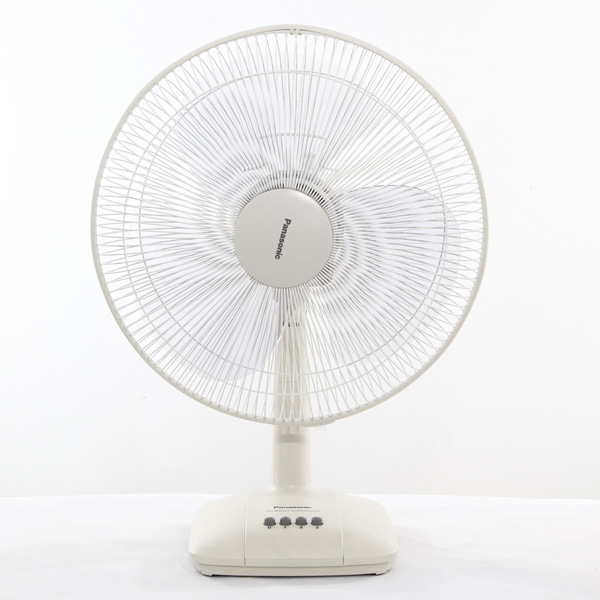 Quạt bàn panasonic f-400ci