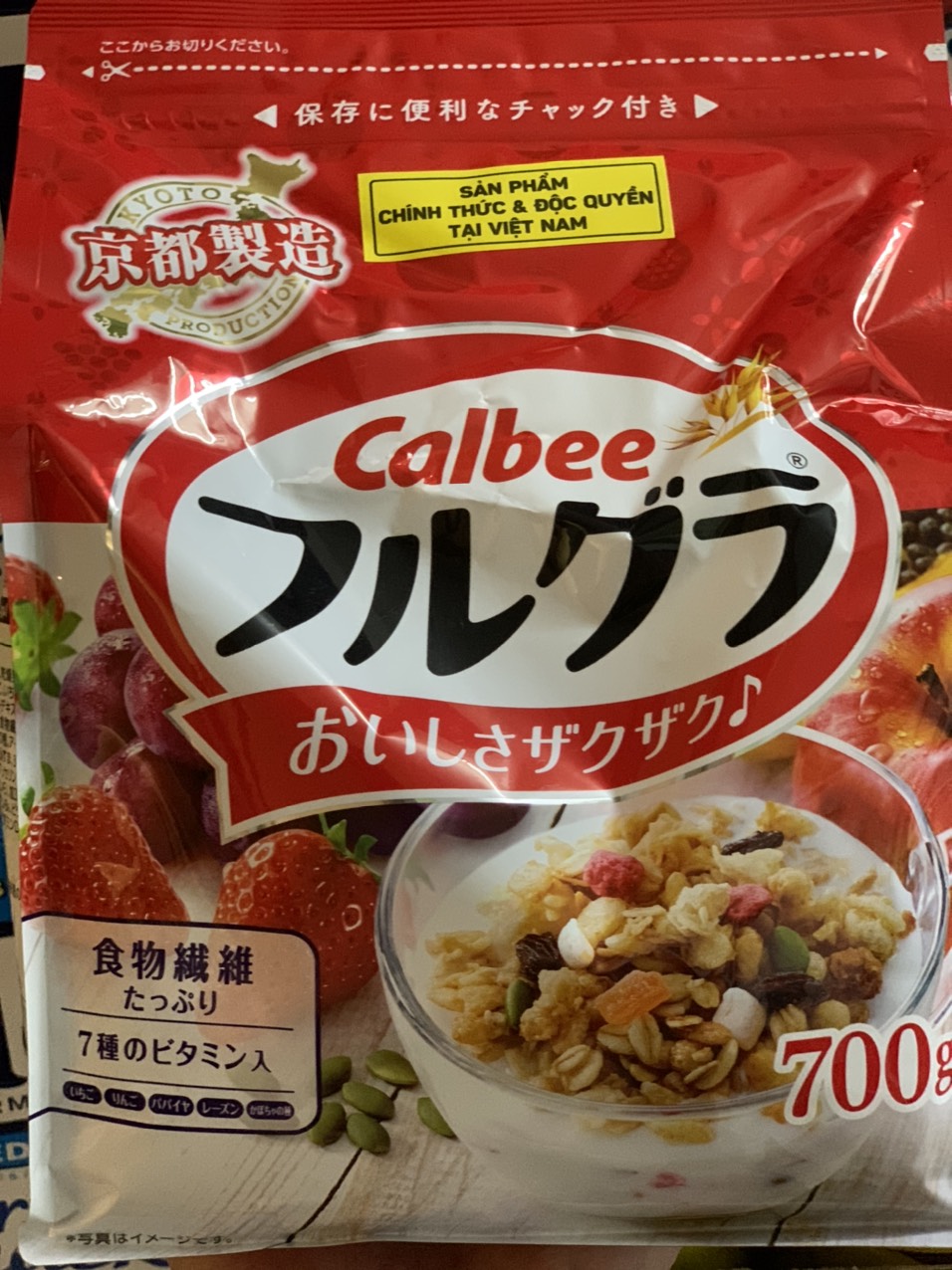 Ngũ cốc calbee 800g nhật bản