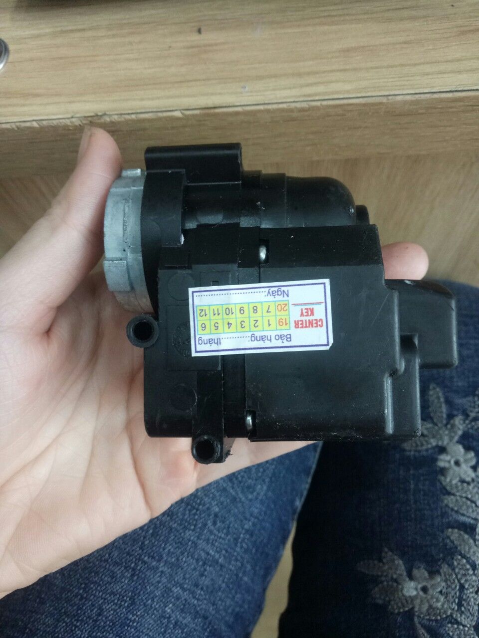 Mô tơ gập gương Kia Morning