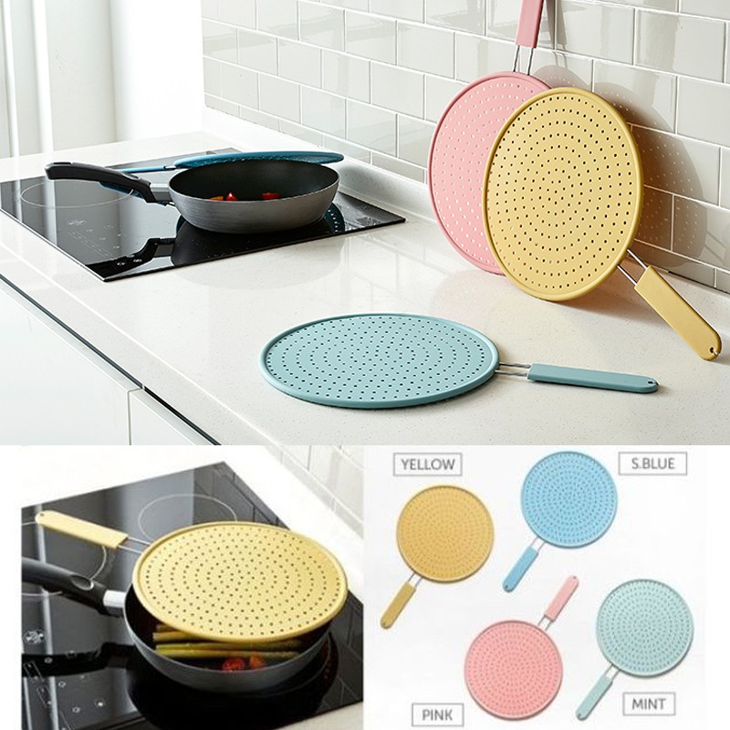 Nắp chống văng dầu bằng Silicone chịu được nhiệt độ cao Lock&Lock đường kính 28cm CKT206