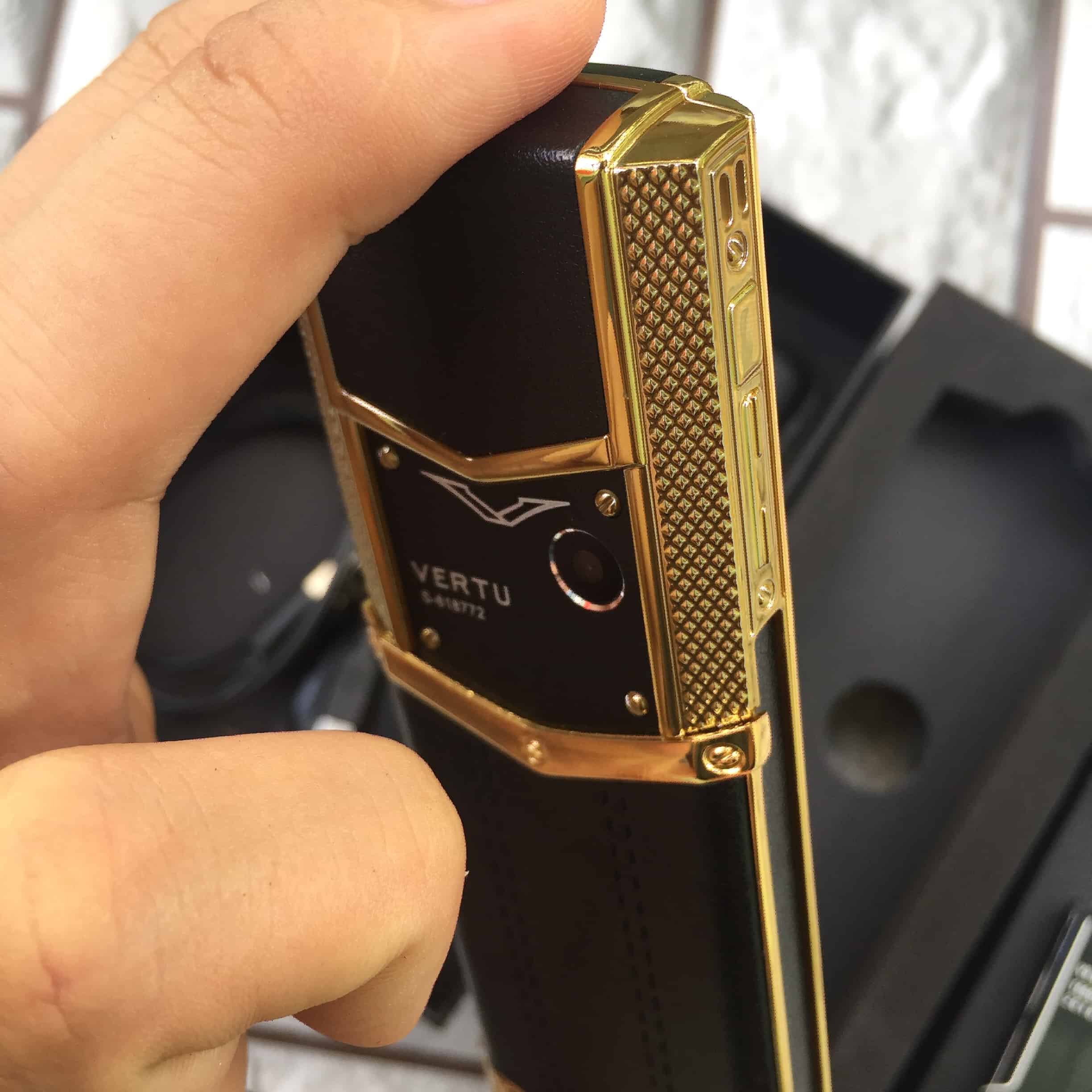 Điện Thoại Vertu V9 2 Simn Sang Trọng Gía Rẻ -Tặng Bao da - BH 12T