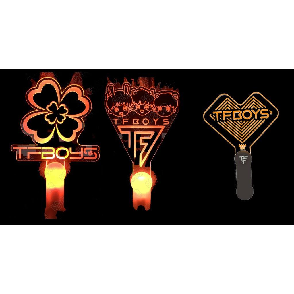 Bản mỏng Lightstick Tfboys đèn phát sáng tứ diệp thảo gậy cổ vũ ánh sáng hòa nhạc nhóm nhạc idol tặng ảnh