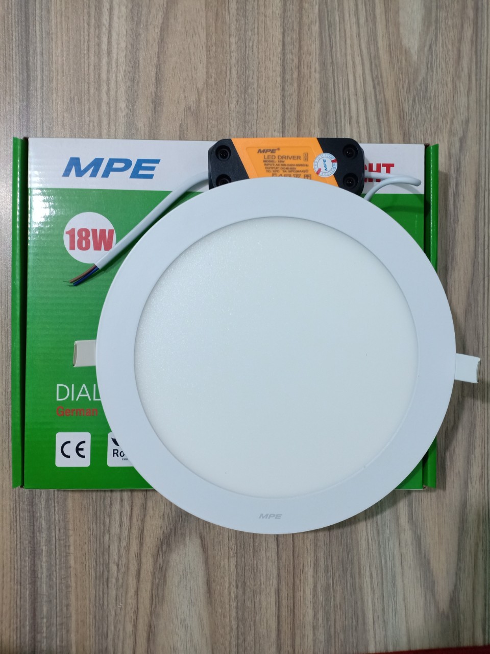 Đèn led âm trần 18w mpe rpl-18t bảo hành 2 năm