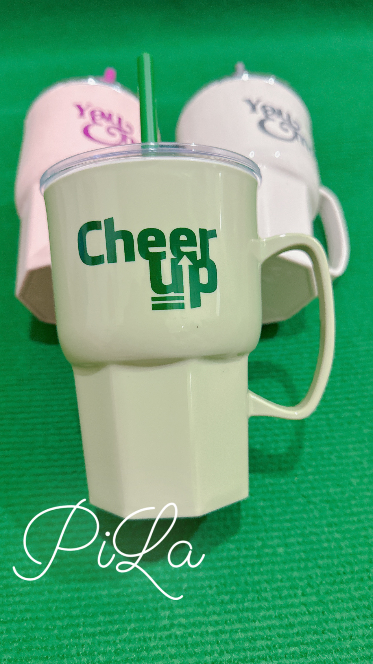 Ca Quai Có Ống Hút Đẹp Màu Sắc Tươi Mới