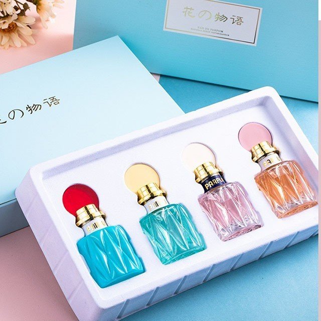 Set 4 Chai Nước Hoa MIUMIU Eau De Parfum Natural Spray Vaporisateur Hộp Xanh F-213