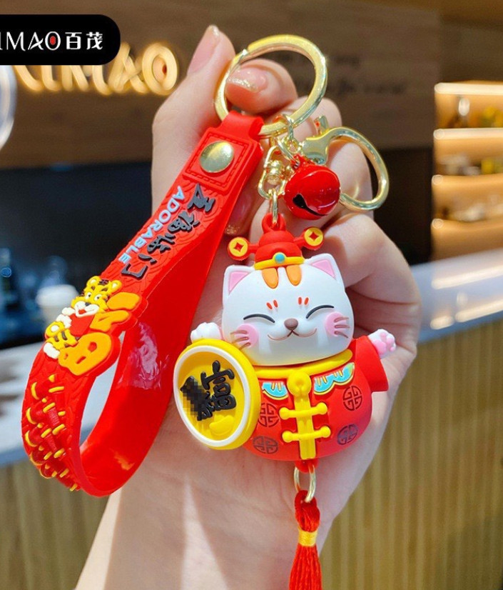 Móc khóa mèo thần tài may mắn hot trend 2023