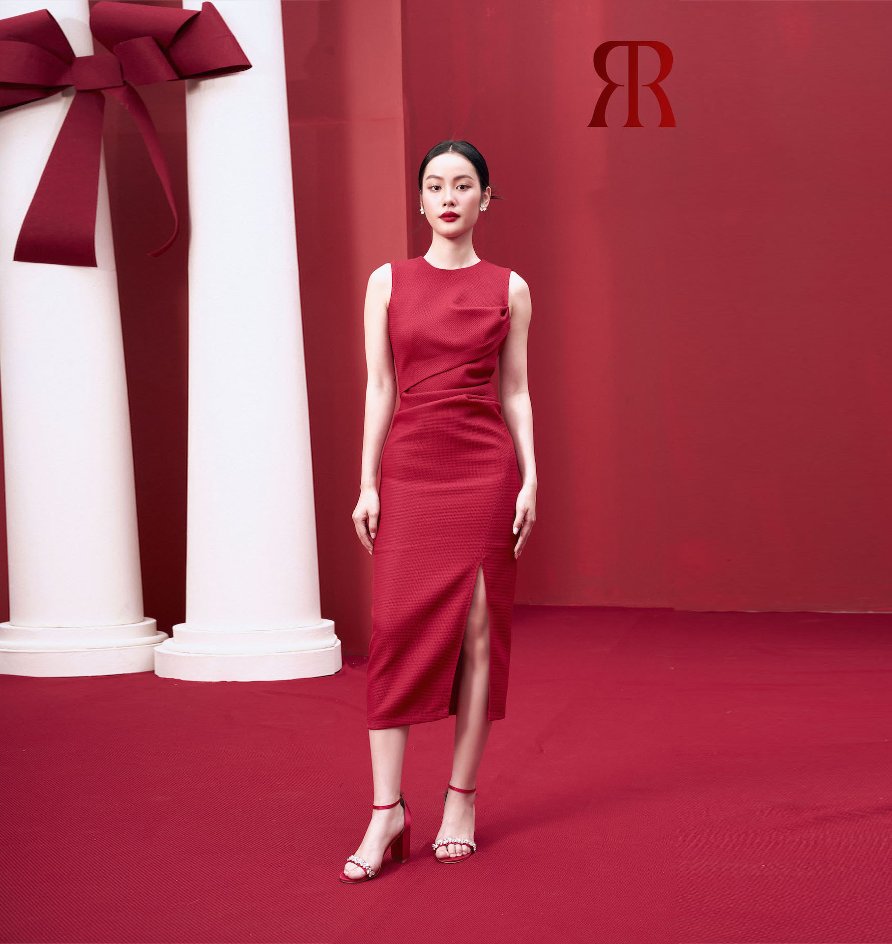 Rập - đầm cổ tròn không tay nhún eo thân xẻ - xmas 11