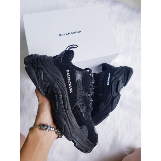 Giày Sneaker TRIPS Đen  - Giày Thể Thao TRIPS Đen Nam Nữ