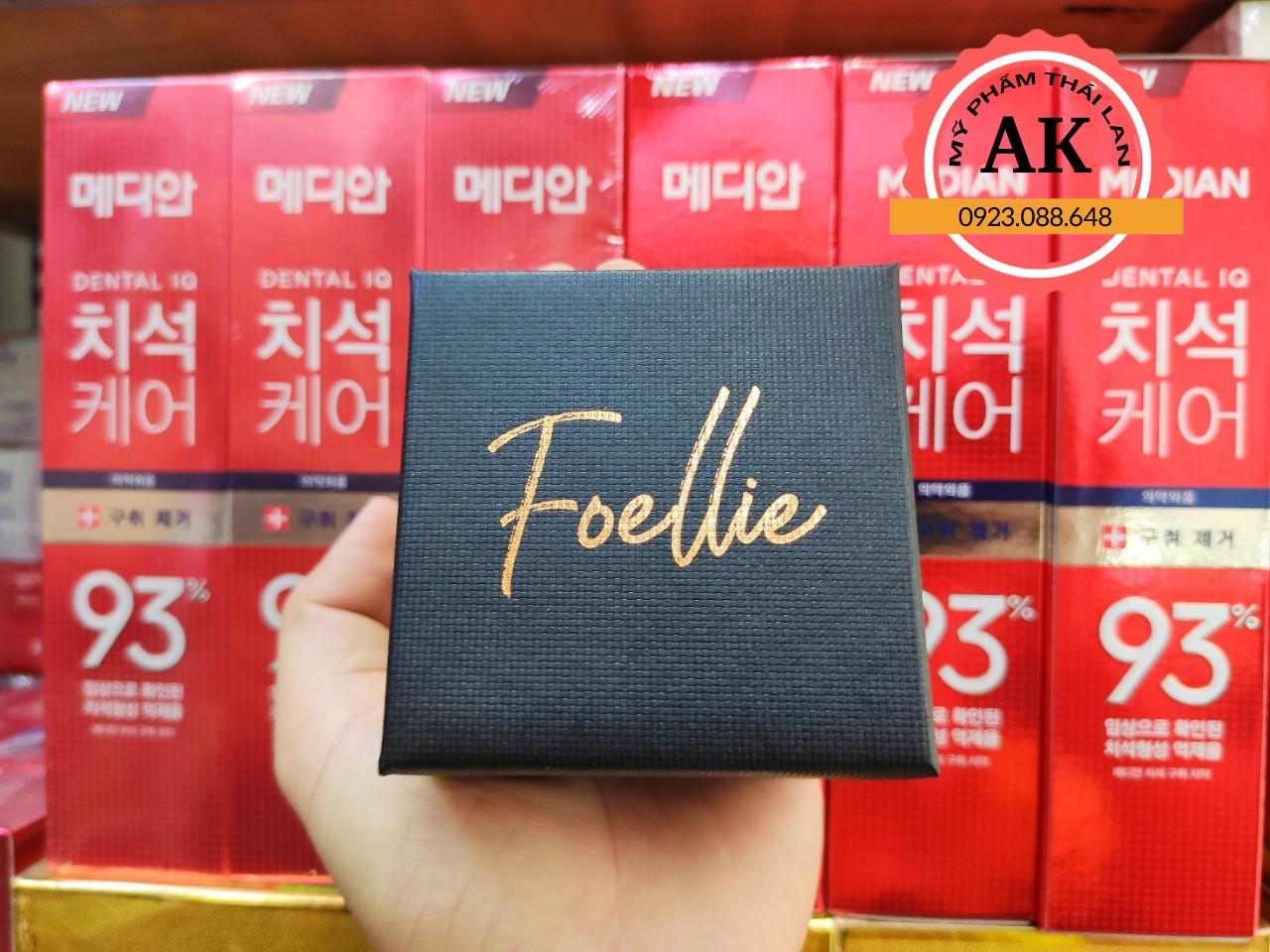 Nước hoa vùng kín foellie đen chính hãng 5ml
