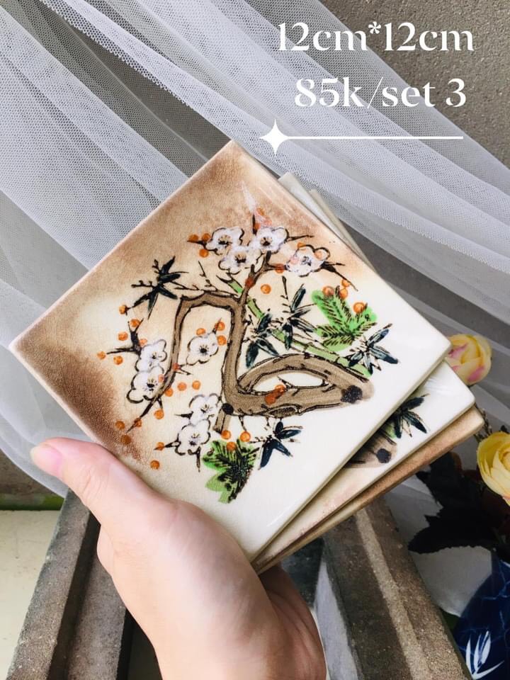 Gốm nhật- bộ 3 đĩa vuông hoa đào vẽ tay