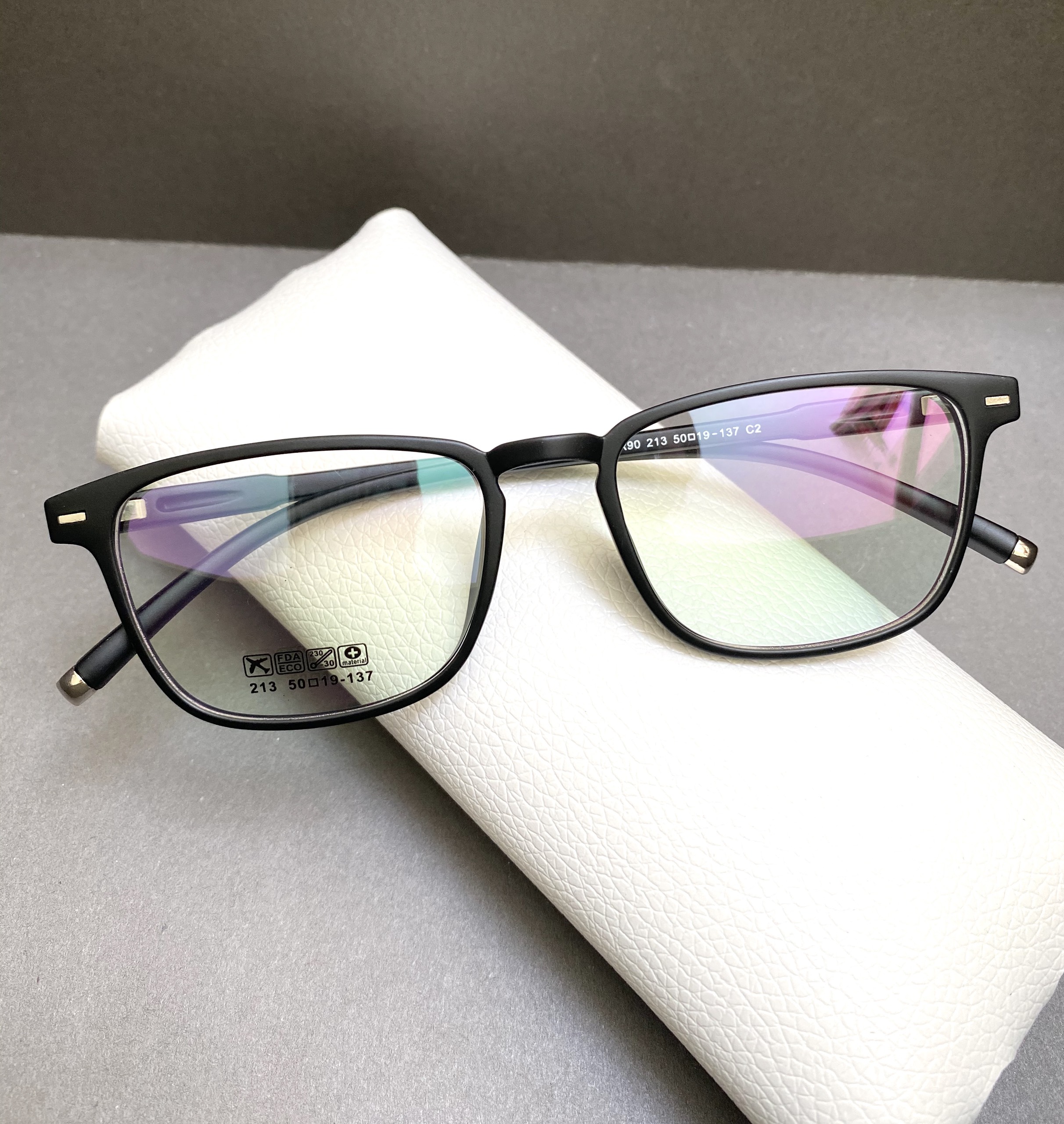 Kính gọng vuông nam nữ Elmee - gọng dẻo trong suốt, có cắt mắt cận