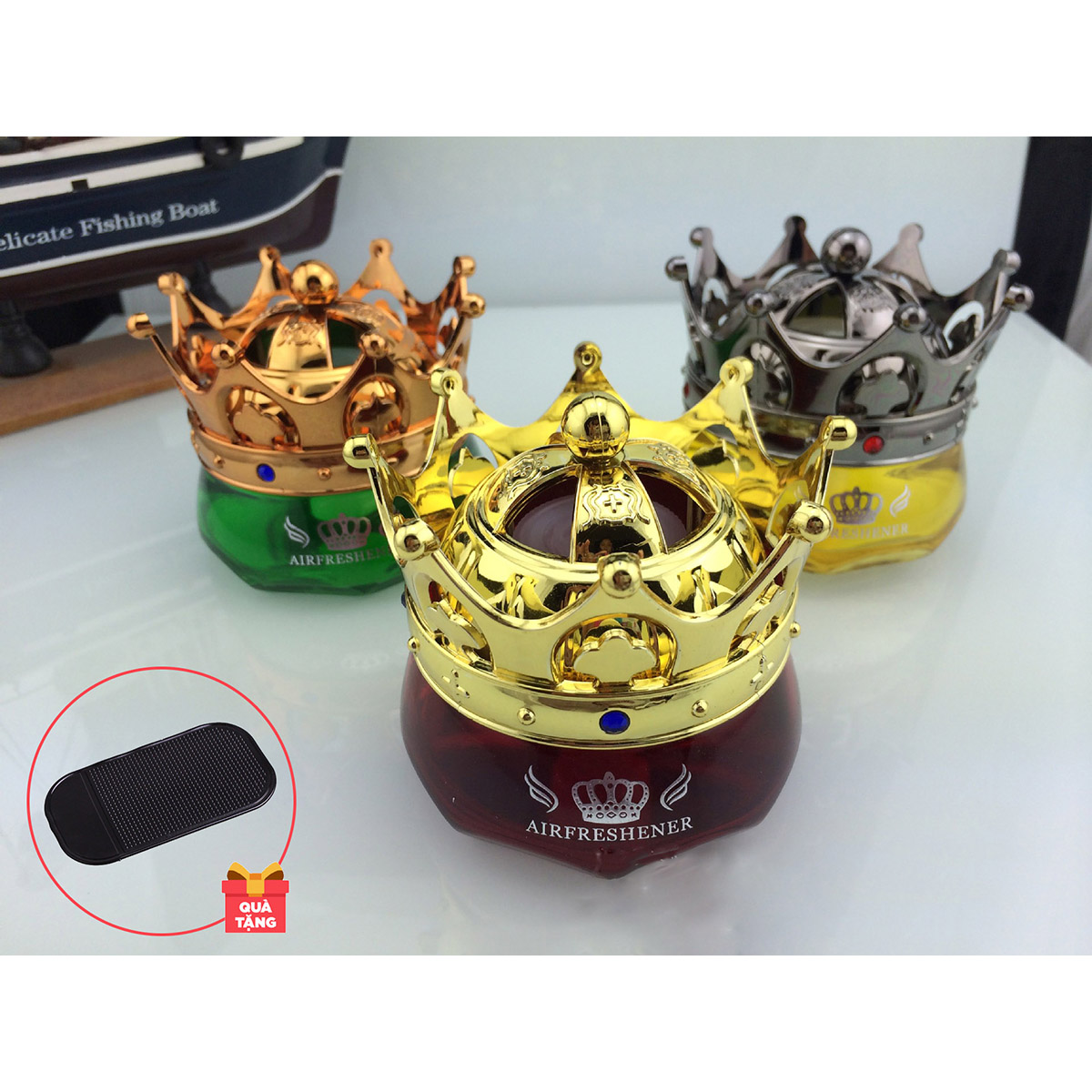 Nước hoa xe hơi hình Vương miện AIR FRESHENER tặng miếng chống trượt - vương niệm vàng trắng