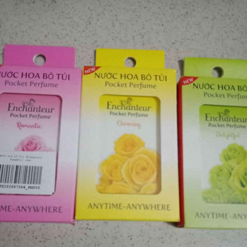 NƯỚC HOA BỎ TÚI ENCHANTEUR - “NỐT HƯƠNG” TRONG TAY, XOAY NGAY THẦN THÁI