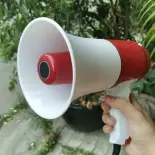 LOA PHÓNG THANH RAO BÁN NGOÀI CHỢ CÔNG SUẤT 50W KÈM 2 PIN TIỆN LỢI