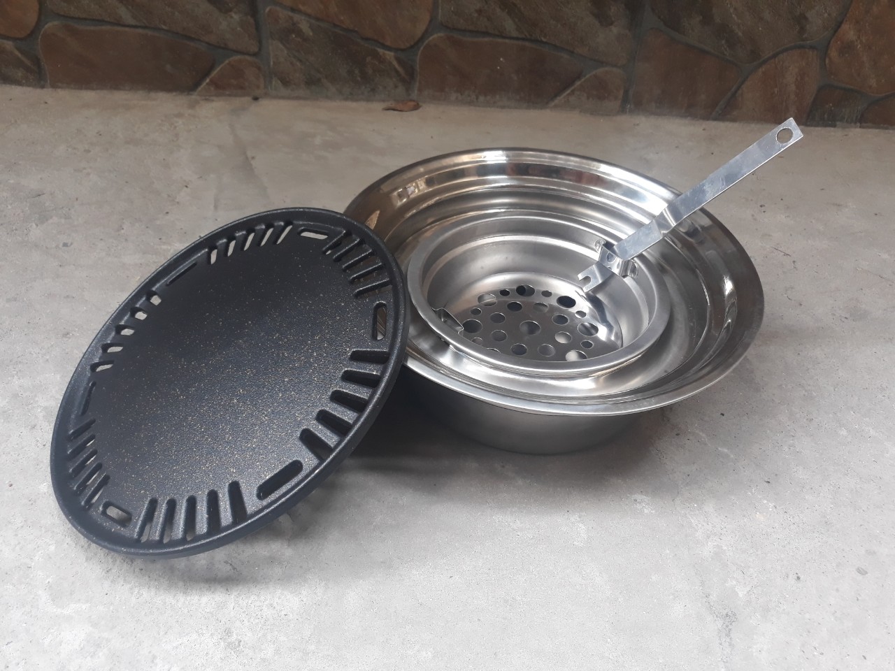Bếp nướng than hoa DK Vỉ gang chống dính cao cấp đặt âm bàn cho quán nướng