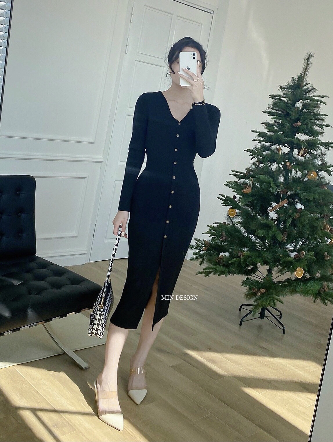 Váy len cổ tim min design