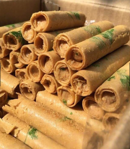 Bánh ống nhân kem đậu phộng
