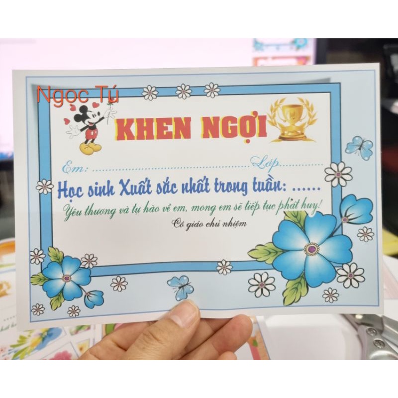 Sét thư khen tuần học sinh xuất sắc trong tuần khổ a5 .