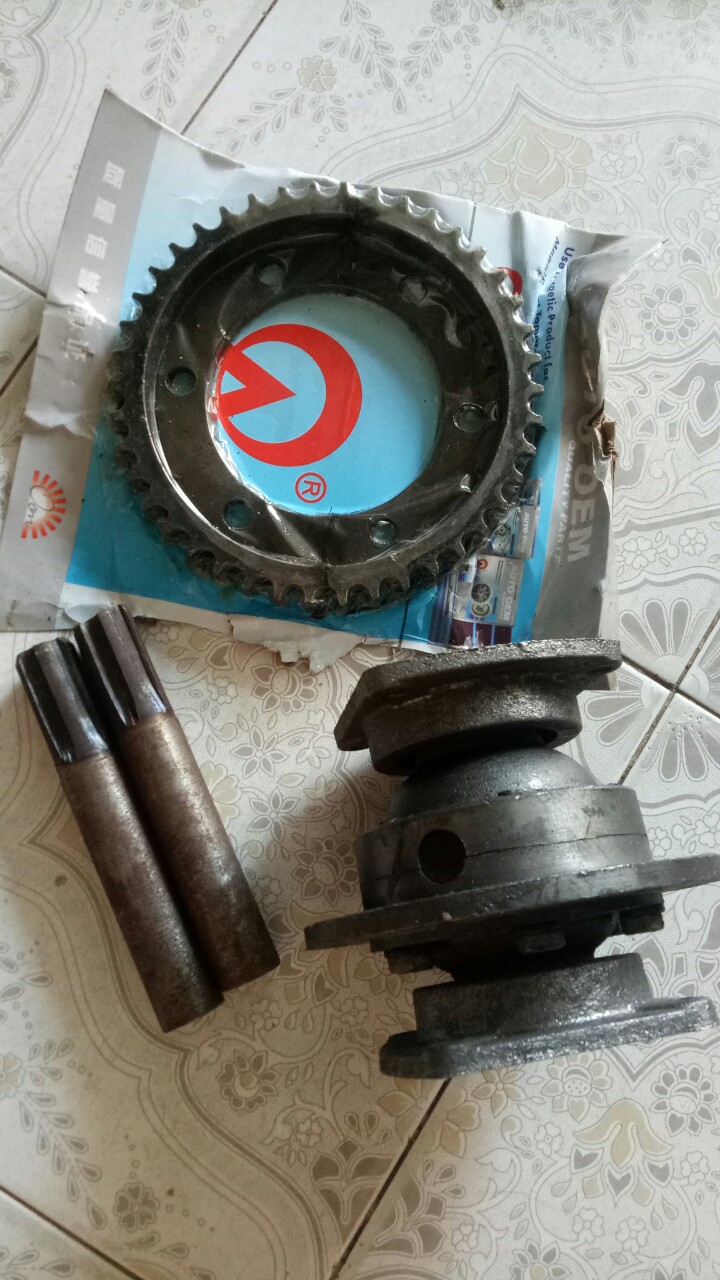 Bộ Visai nhông xích kèm trục láp