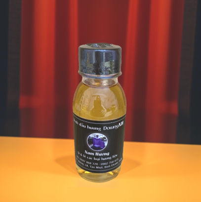 [HCM]Tinh dầu nước xịt thơm quần áo vải vóc....(120ml)