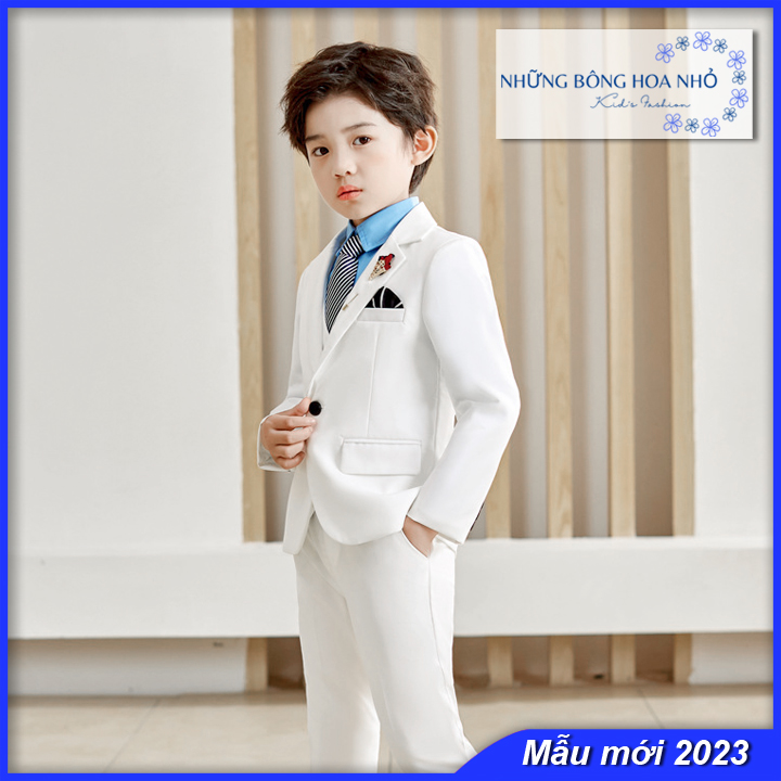 [Tặng Caravat + Cài áo] Bộ Vest bé trai cao cấp màu trắng 3 chi tiết VT02 (từ 18-40kg) - Những Bông Hoa Nhỏ