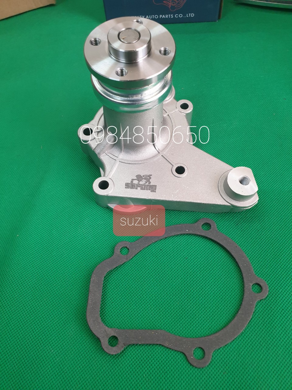 Bơm nước động cơ suzuki 5 tạ, su cóc, thaco towner 750