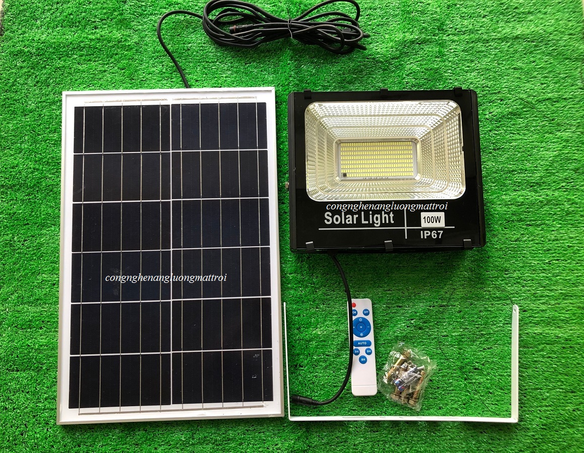 Đèn 100w năng lượng mặt trời - đèn pha năng lượng mặt trời 100w