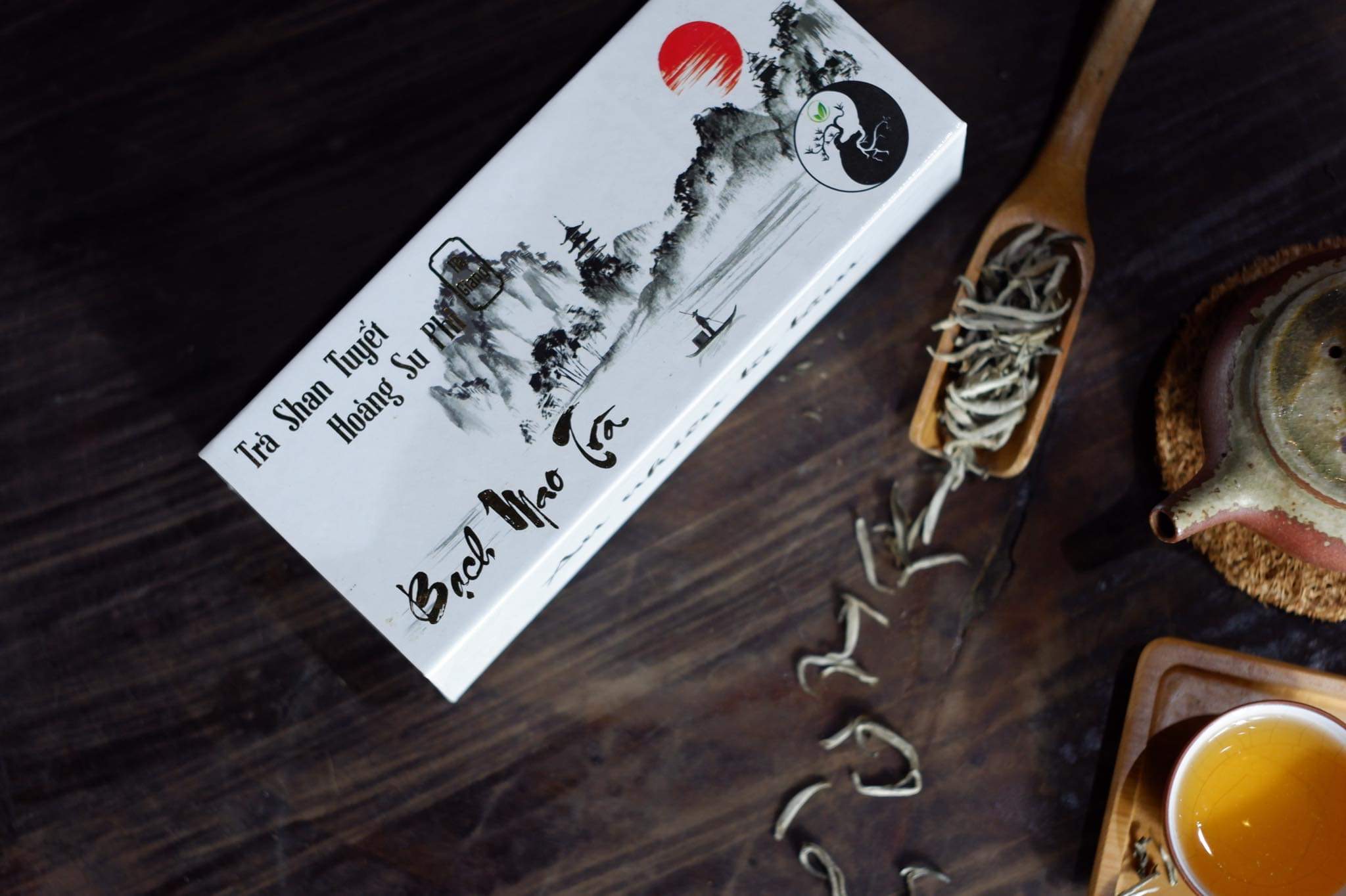 Trà san tuyết cổ thụ Hà Giang Bạch Mao Trà