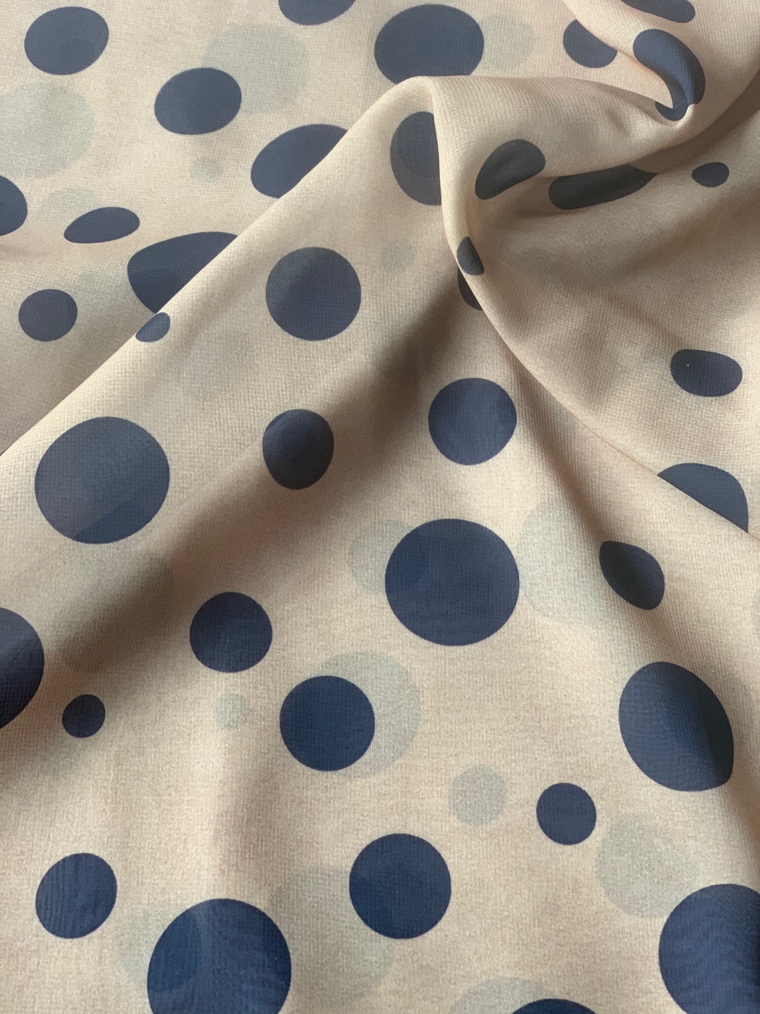 1m Vải Chiffon chấm bi màu cỏ úa