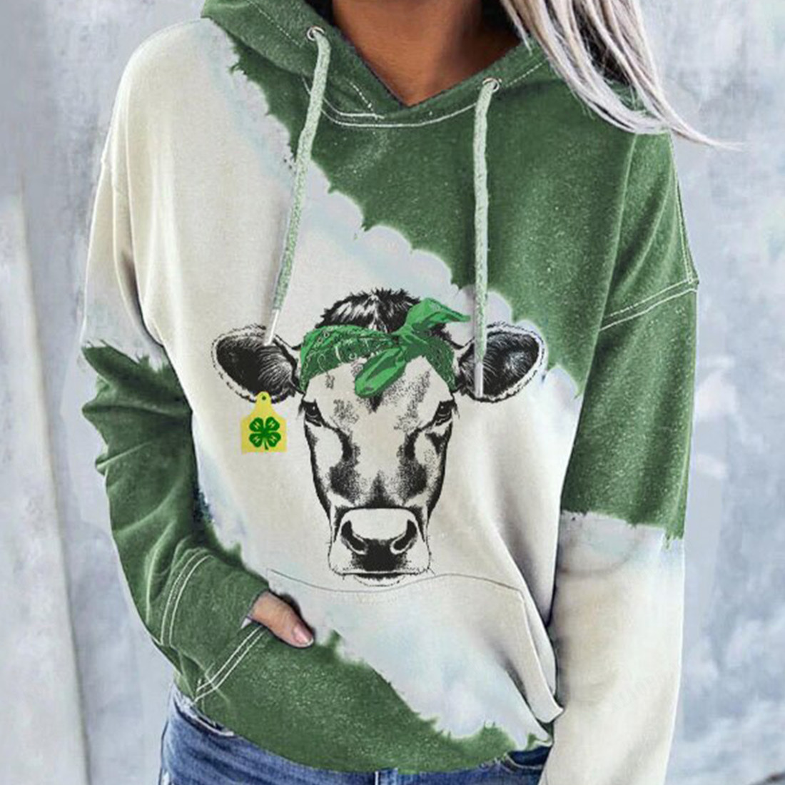 Fashionable and Warm Women's Hooded Sweatshirt with Print and Contrast