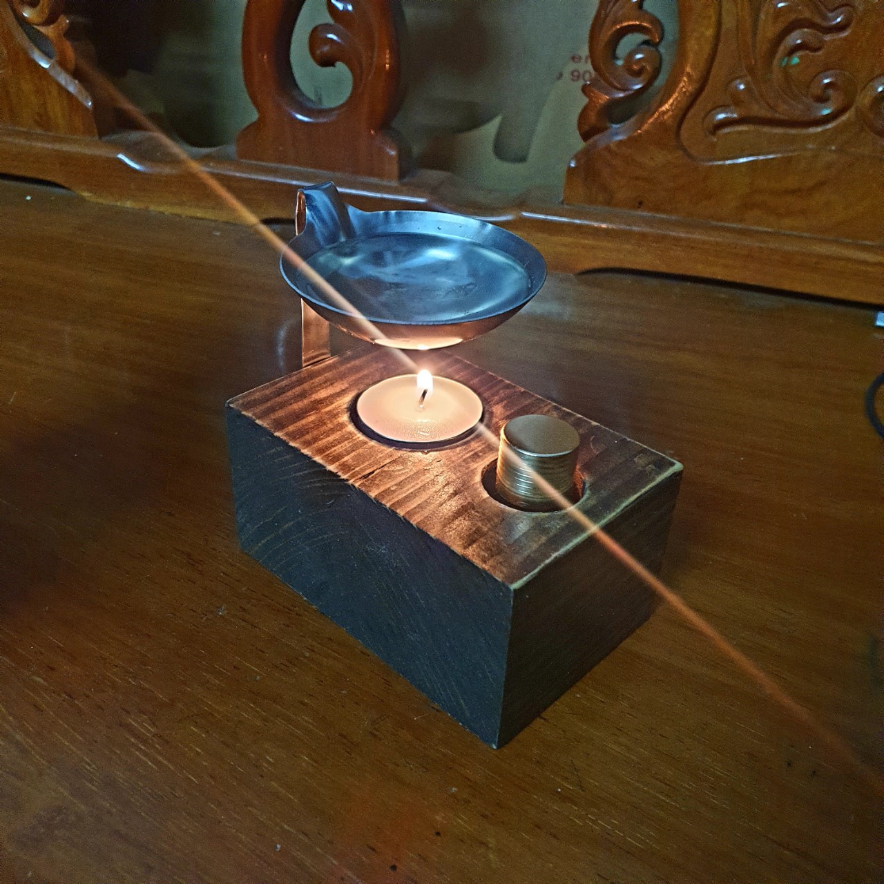 [HCM]Đèn xông tinh dầu bằng gỗ phong cách cổ điển/ Wooden oil burner