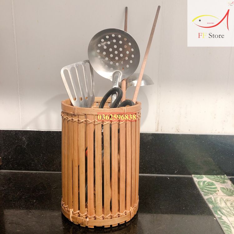 Combo 13 món ống đũa to, đĩa tre thuyền bé + to, khay chia tầng vuông 1+3 tầng, lồ tre, rổ tre cá, phên tre, địu tre, thuyền tre, đĩa mây