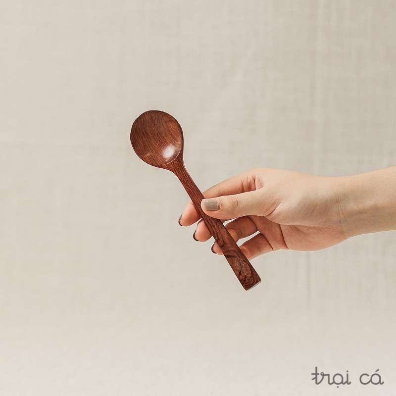 Thìa gỗ tròn to cán ngắn gỗ trắc / gỗ beech