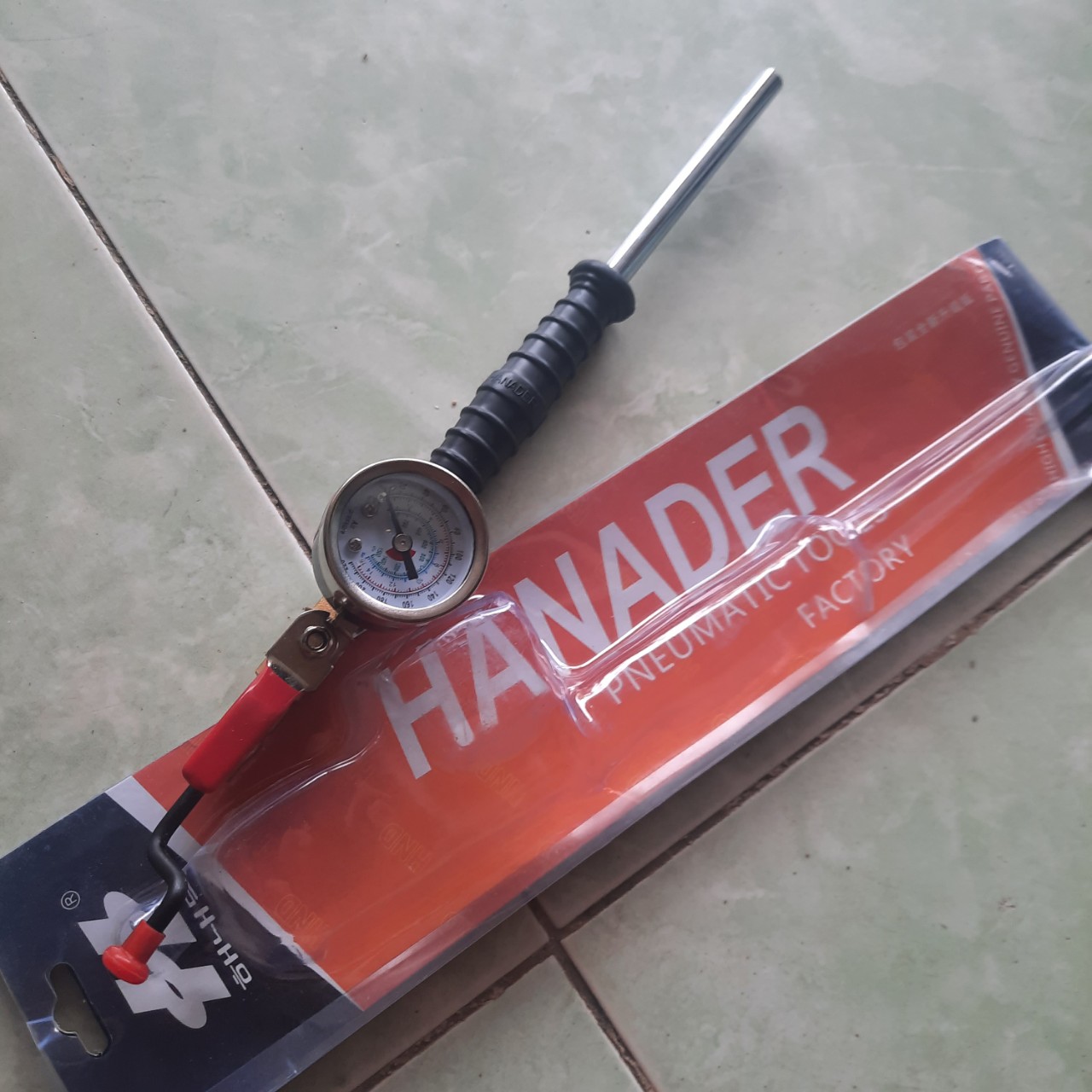 Dụng cụ bơm lốp xe ô tô có đồng hồ đo áp suất, đầu bơm lốp xe tải bơm ngoáy