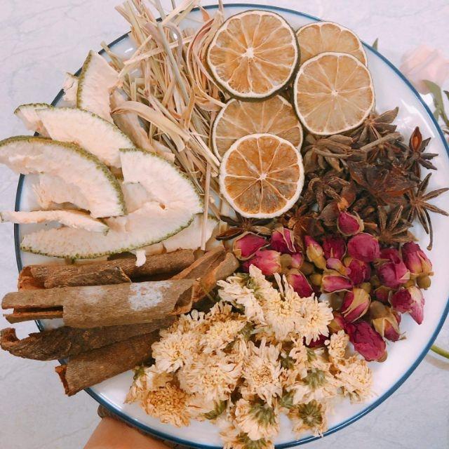 Thảo dược xông mặt 70 gram giúp hông da,thải độc tặng độ đàn hồi ,giảm mờ vết thâm nám