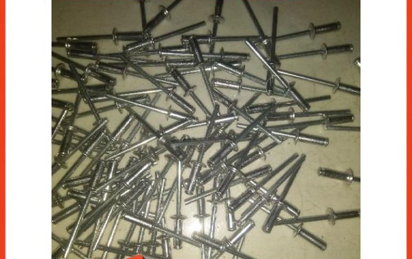 100gr đinh tán 4x12,đinh tán kềm rút,