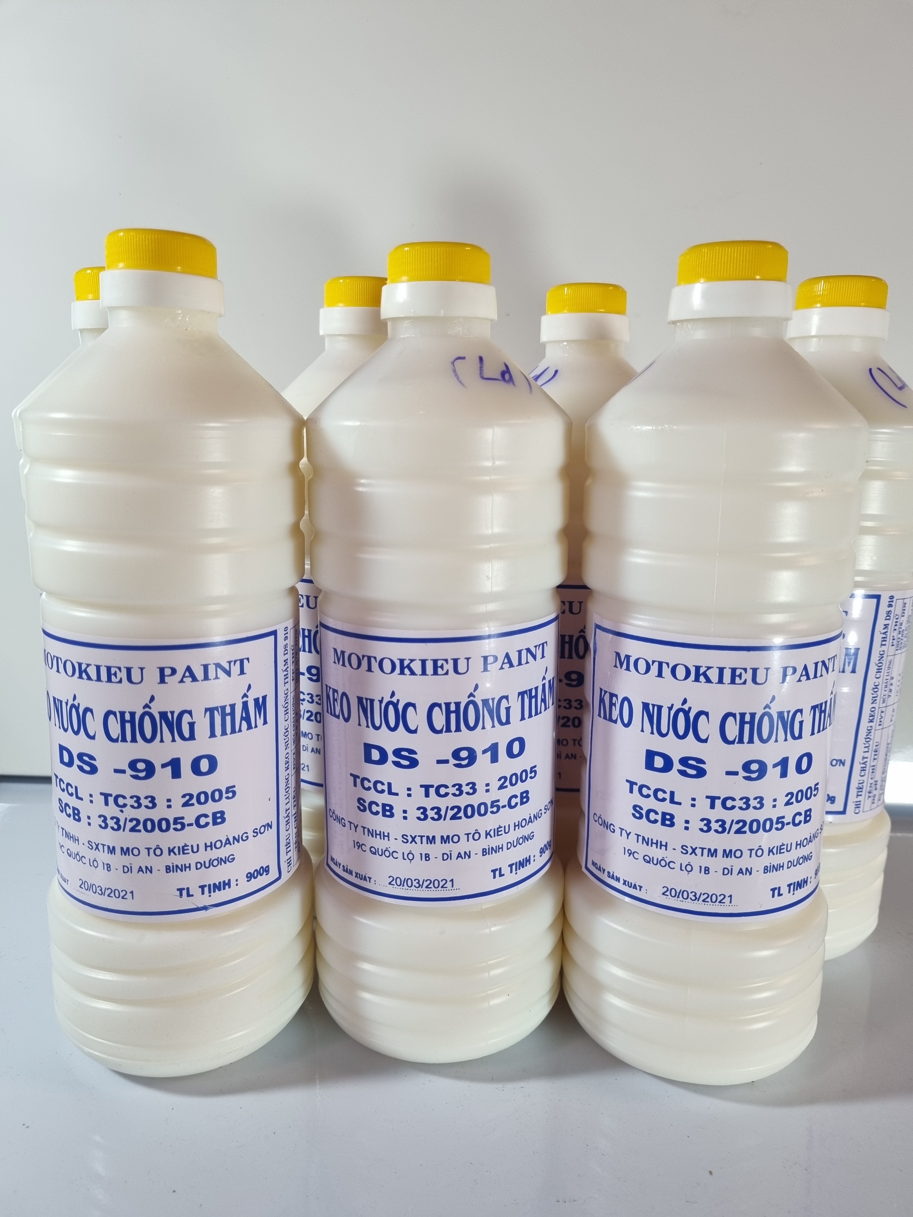 Keo nước chống thấm Moto Kieu Paint 900g