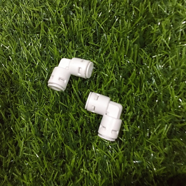 2 chiếc cút góc nối nhanh phi 2 đầu phi 6- máy lọc nước