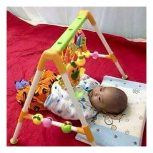 KỆ VẸT CHỮ A PHÁT NHẠC CAO CẤP CHO BÉ