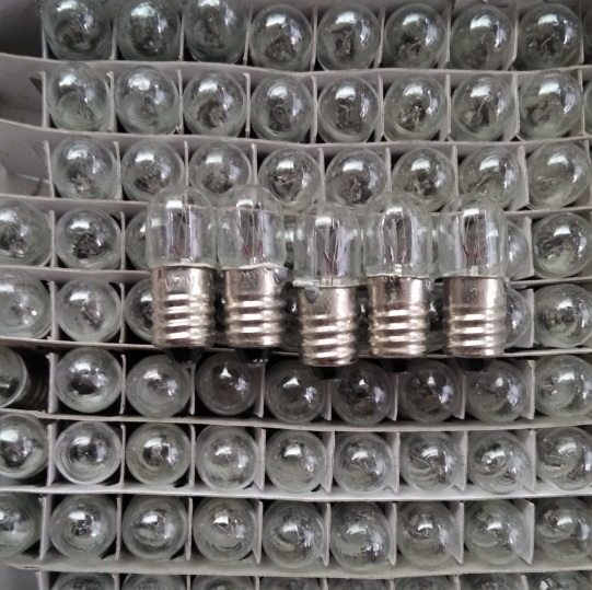 Bóng đèn sợi đốt e10 30v 3w