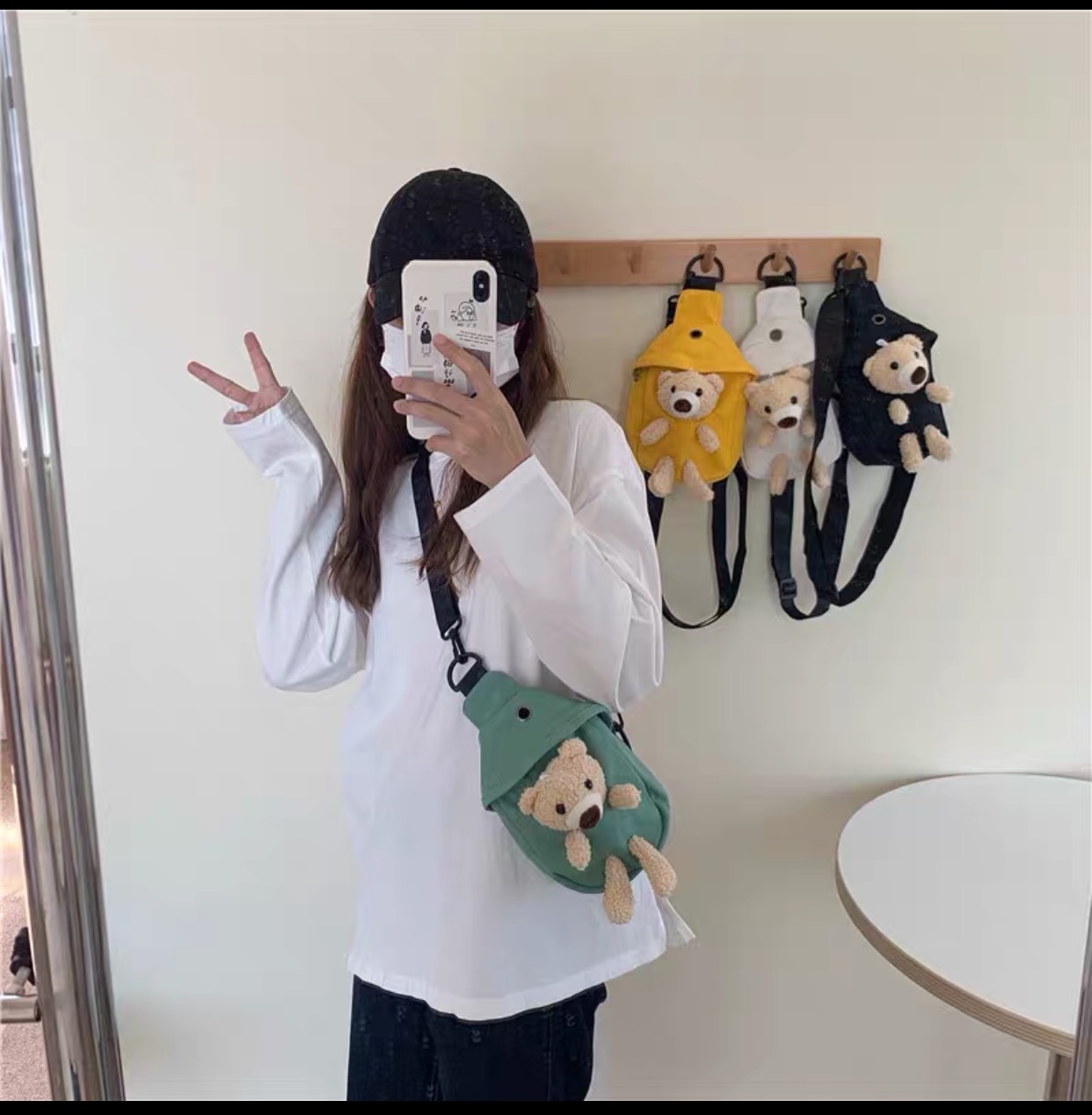 Túi đeo chéo, túi bao tử gắn gấu bông dễ thương, túi vải canvas unisex nam nữ