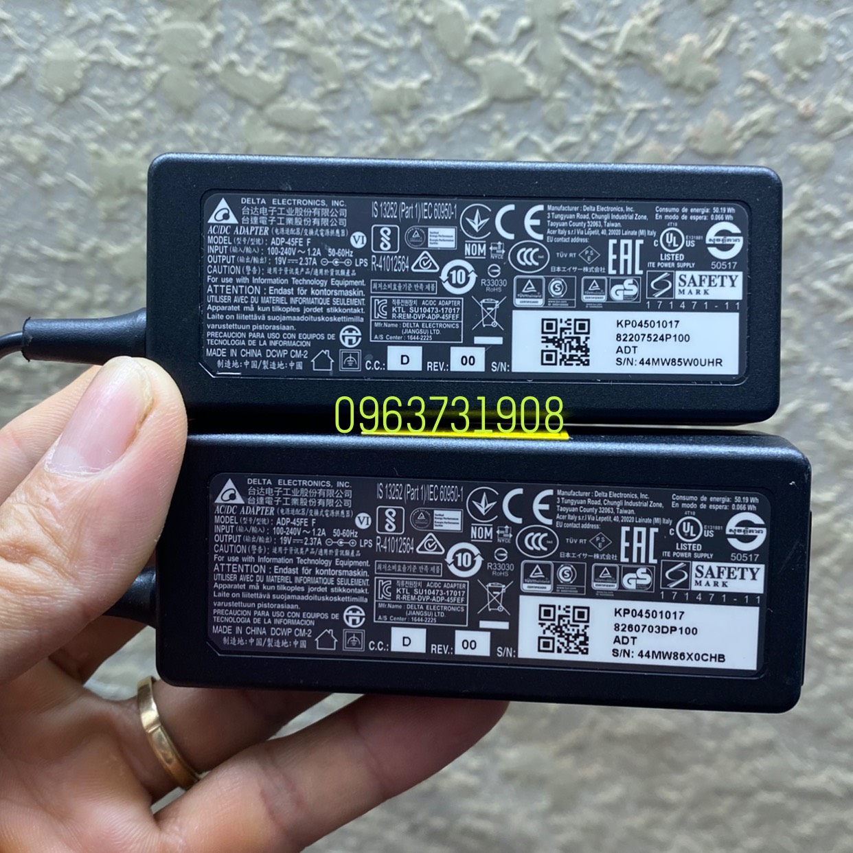 Sạc laptop acer 19v-2.37a 45w dùng cho acer v3-331 v3-371 v3-372