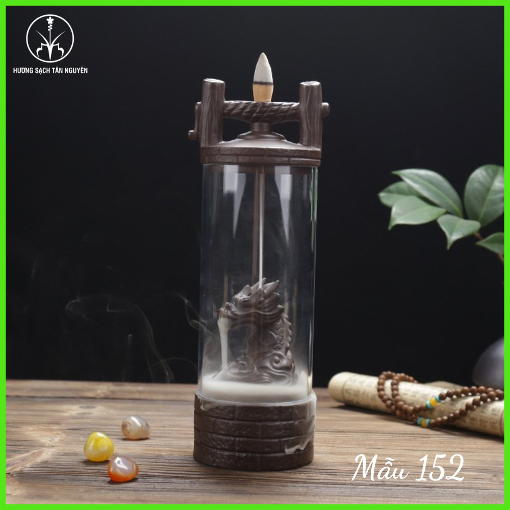 Thác khói trầm hương Tân Nguyên, thác khói chảy ngược, Rồng phun nước trong lồng kính