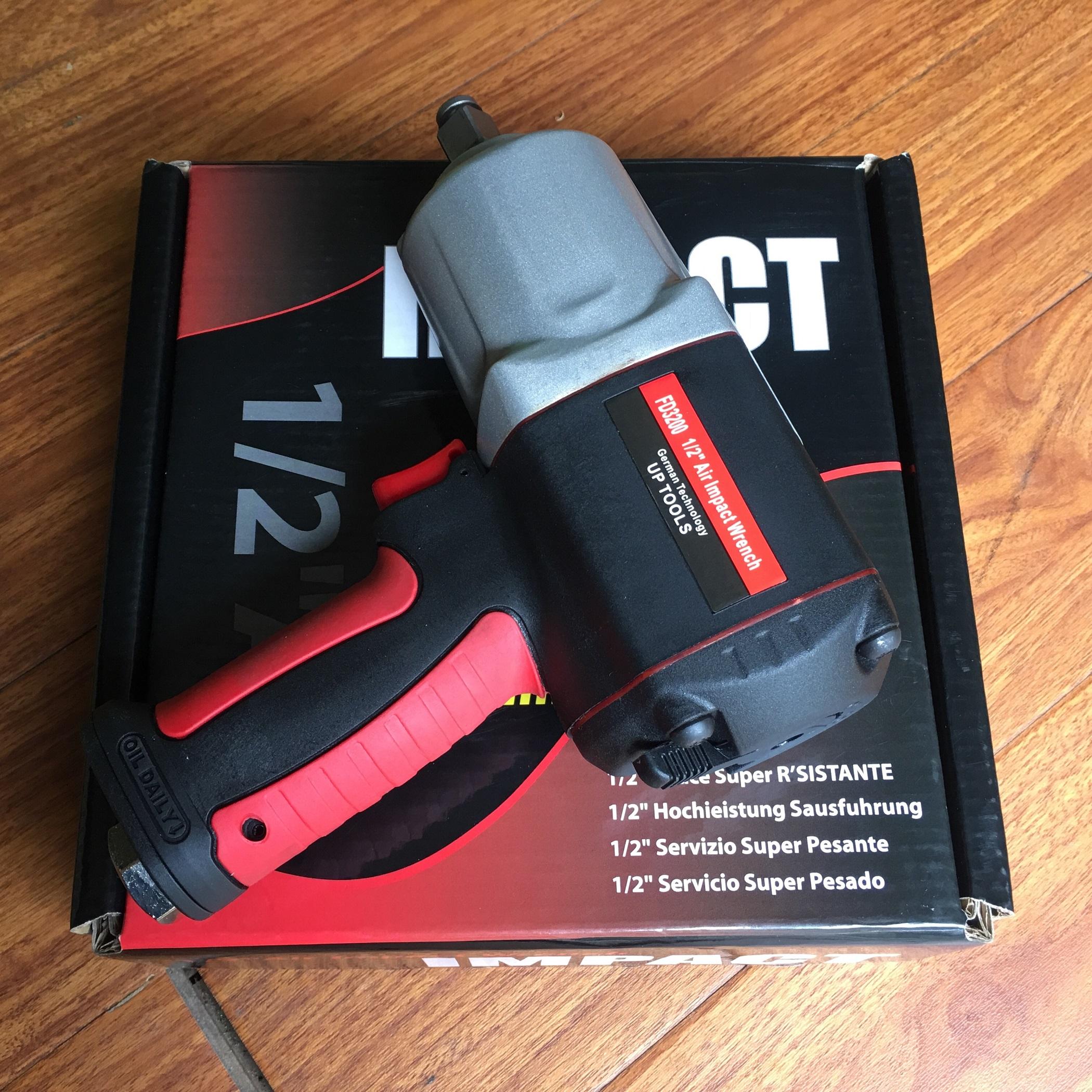 Máy bắn bulong 2 búa khí nén 1/2 hãng UP Tools lực siết max 850 Nm, Bảo hành 6 tháng, Máy vặn ốc khí nén, May van oc, May siet oc