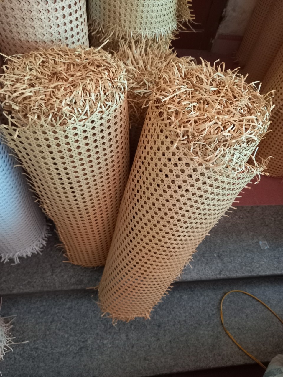 1 m TẤM MÂY MẮT CÁO KHỔ CAO 60 CM MẦU VÀNG tấm mây đan đóng nội thất