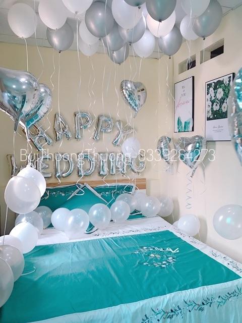 Set trang trí sinh nhật tông màu bạc sang trọng
