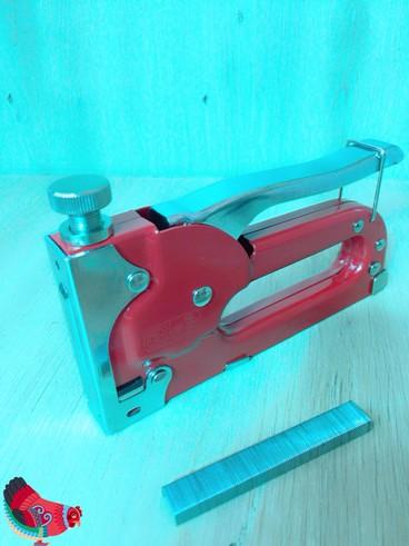 Máy bắn ghim cầm tay có điều chỉnh tăng lực