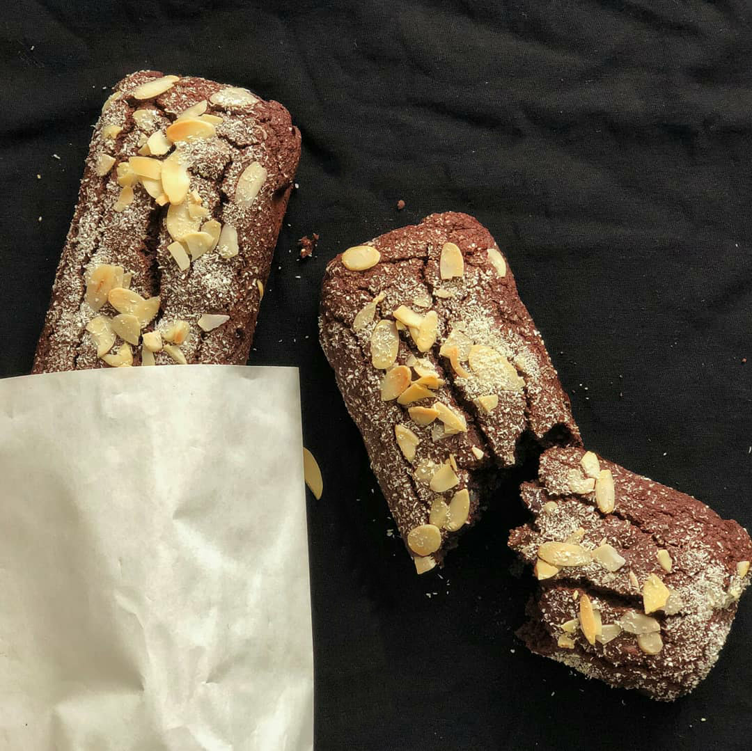 Bánh mì chuối yến mạch chocolate