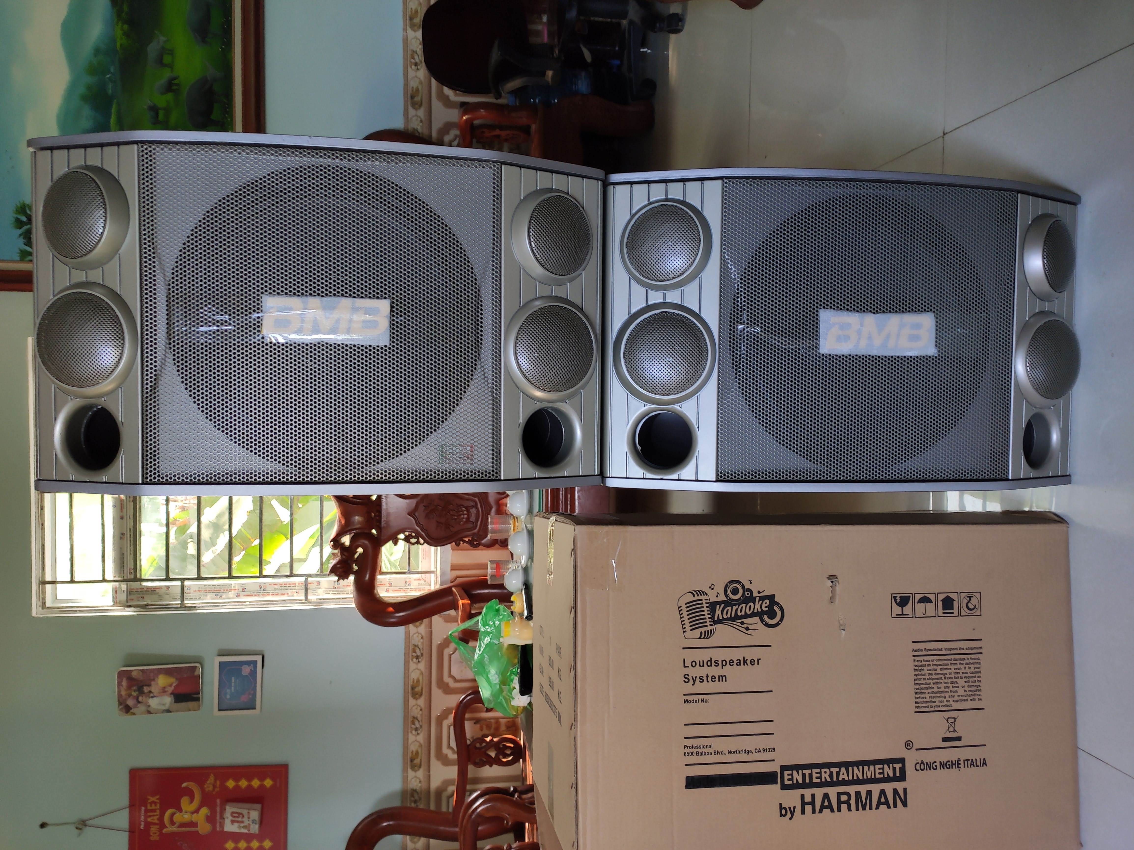 [Trả góp 0%]Loa Karaoke và nghe nhạc BMB CS 2000 loại xịn Bas  30 cm nam châm képMadein Thái Lan  Chất lượng tuyệt một đôi hai chiếc.